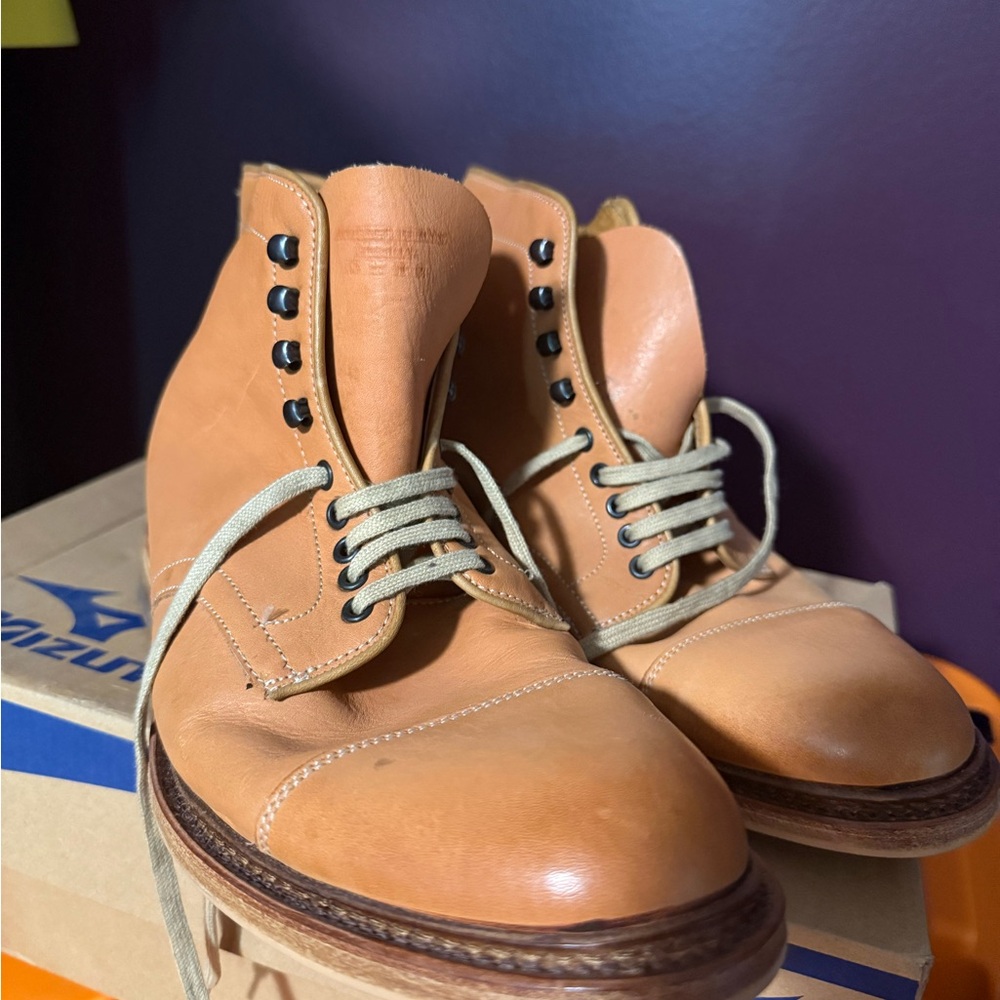 n.d.c. 800 retail Hand made Tan Leather Men's Lace-Up Boots